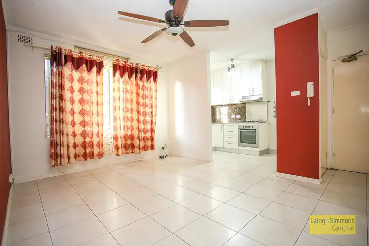 3/2 Third Avenue, Campsie NSW 2194