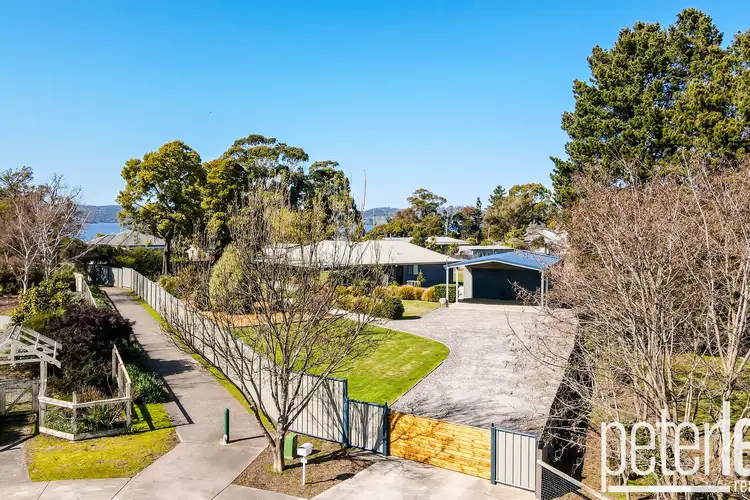 16 Carl Court, Swan Point TAS 7275