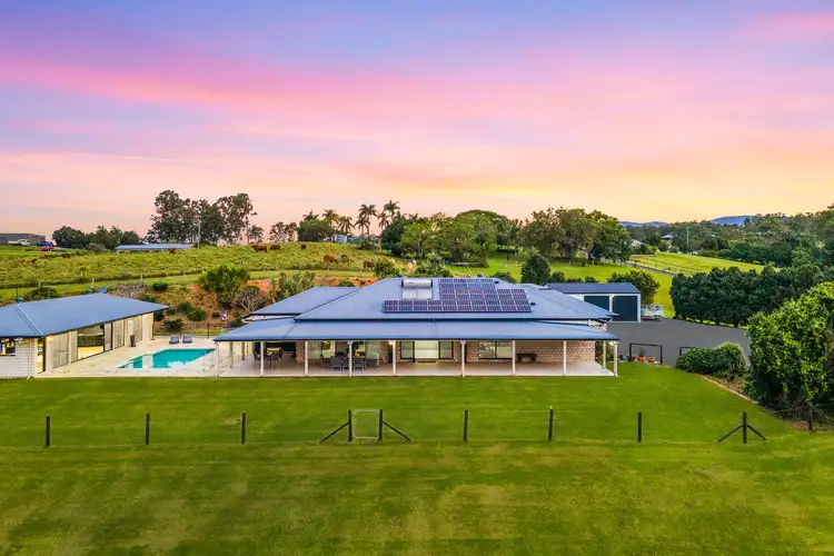 4 Leslie Court, King Scrub QLD 4521