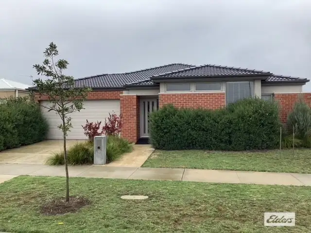 12 Lumsden Way, Lucas VIC 3350