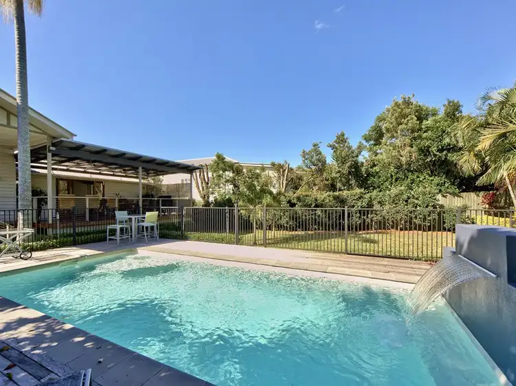 17 Melville Terrace, Wynnum QLD 4178