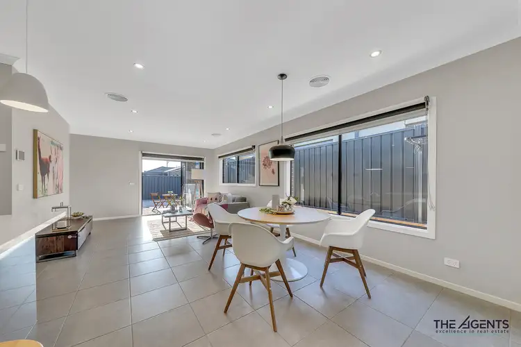 Sixth view of Homely house listing, 33 Tourmaline Drive, Cobblebank VIC 3338