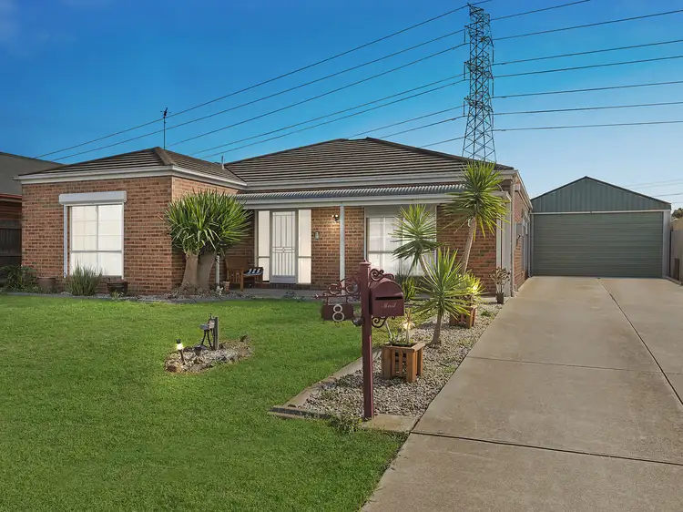 8 Nolan Place, Lovely Banks VIC 3213