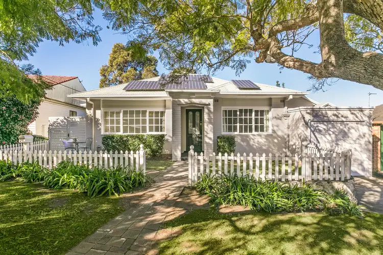 21 Byrarong Avenue, Mangerton NSW 2500
