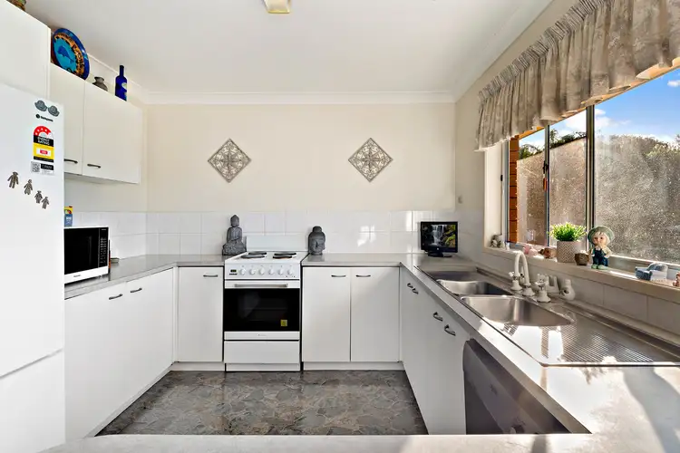 30 Knightsbridge Crescent, Rochedale South QLD 4123