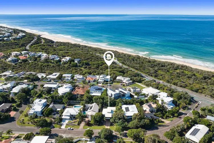 8 Driftwood Drive, Castaways Beach QLD 4567