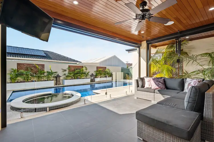 4 Simcock Street, West Beach SA 5024