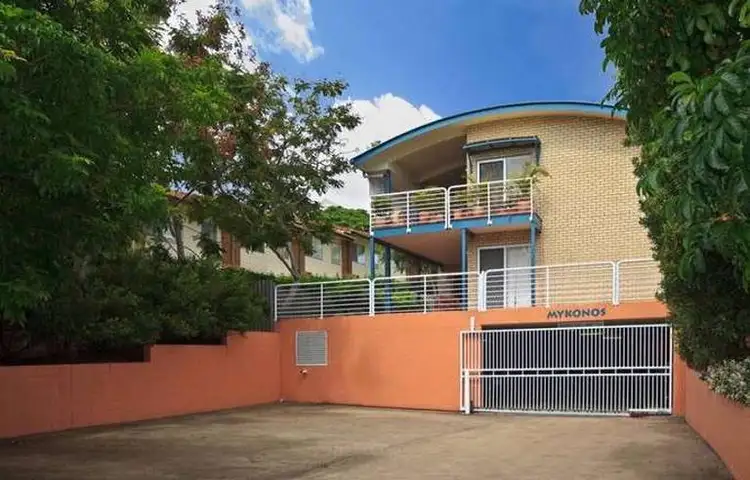Main view of Homely unit listing, 3/26 Yamboyna Street, Manly QLD 4179