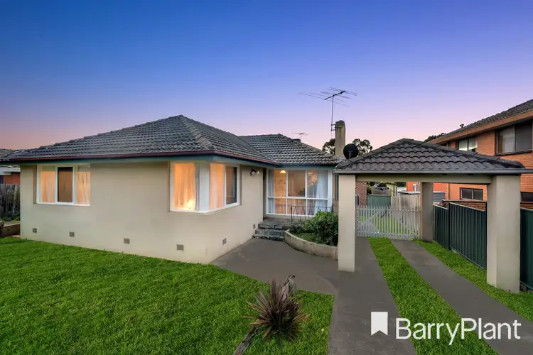 Main view of Homely unit listing, 1/1 Mayfield Drive, Mount Waverley VIC 3149