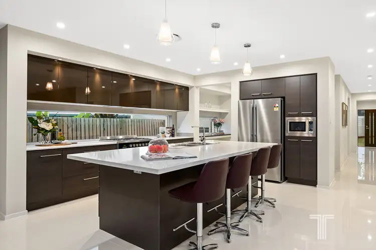 Second view of Homely house listing, 71 Linacre Crescent, Carindale QLD 4152