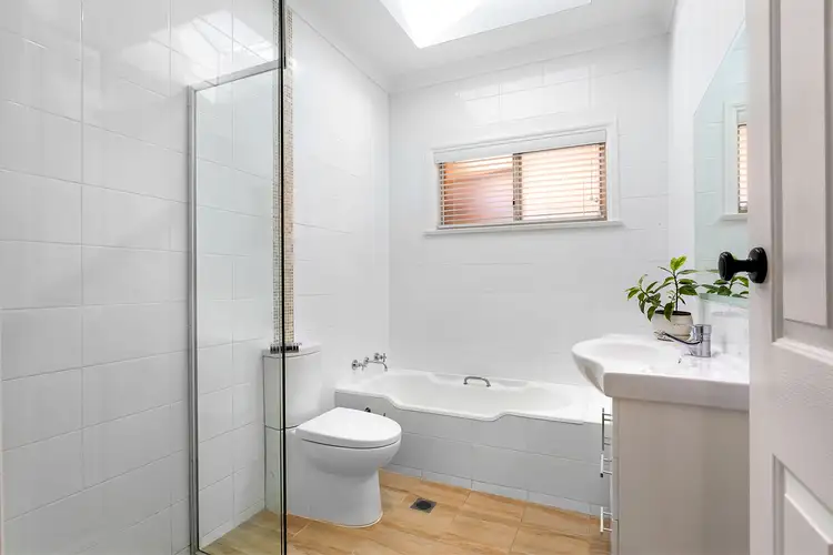 Sixth view of Homely villa listing, 1/87 Greenacre Road, Connells Point NSW 2221