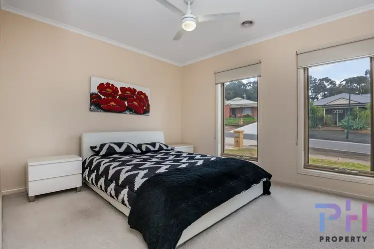Sixth view of Homely house listing, 1 Moonah Court, Eaglehawk VIC 3556