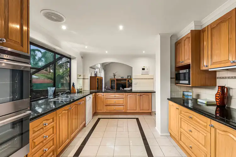 Fifth view of Homely house listing, 7 Augustines Way, Keilor VIC 3036