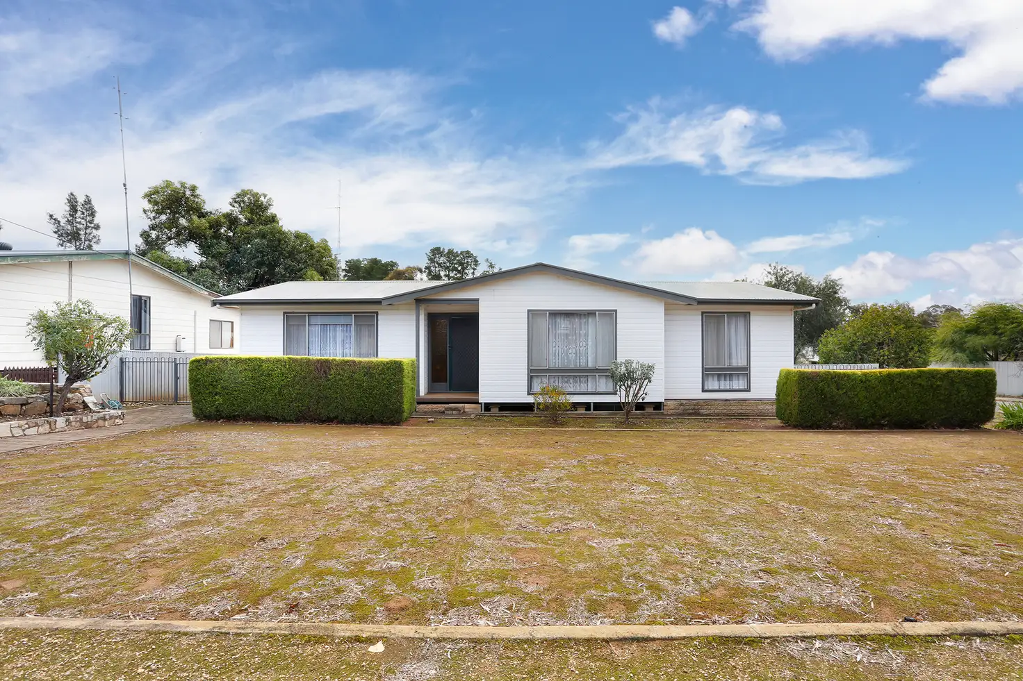 Main view of Homely house listing, 25 Essington Avenue, Clare SA 5453