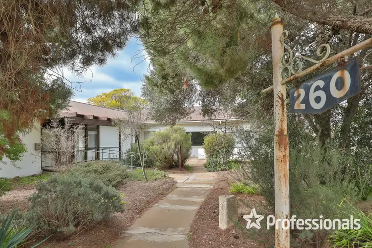 260 Deakin Avenue, Mildura VIC 3500