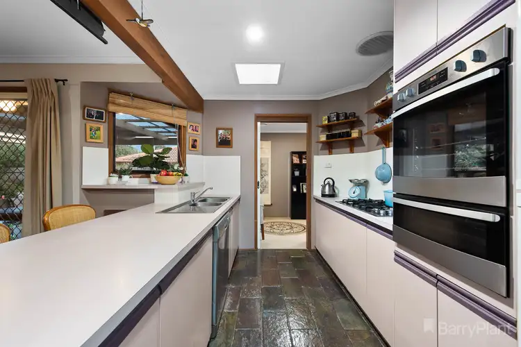 Sixth view of Homely house listing, 8 Jan Maree Court, Pakenham VIC 3810