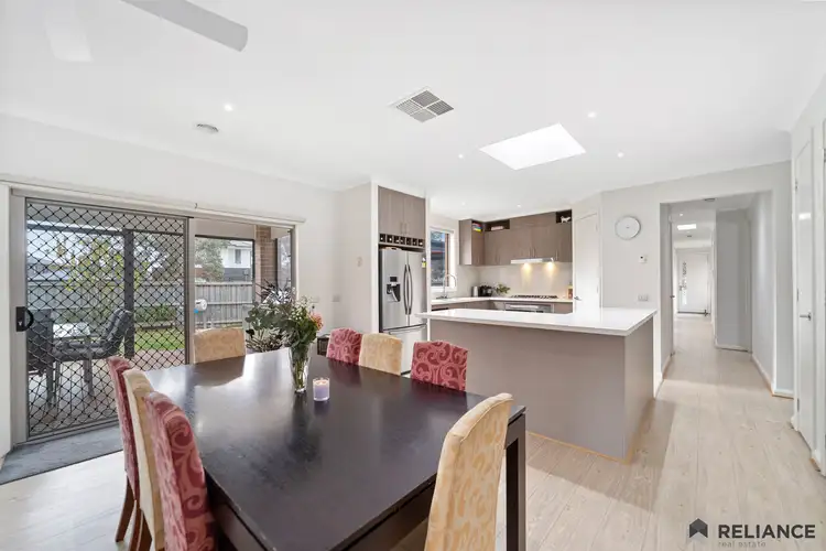 Fourth view of Homely house listing, 3 Edwin Close, Manor Lakes VIC 3024