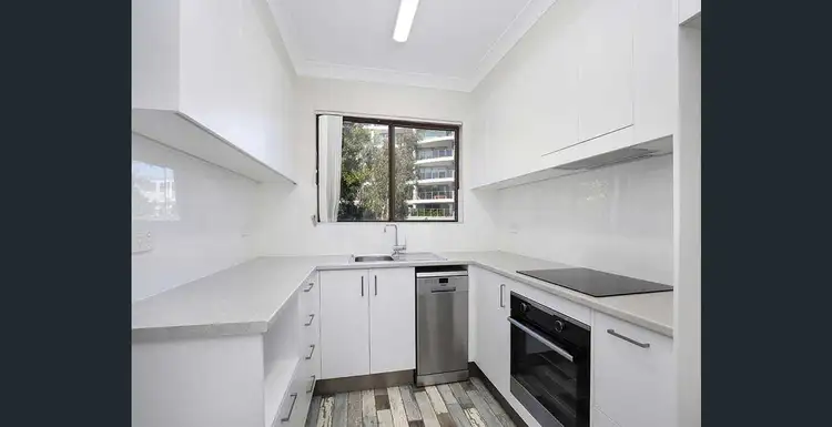 Main view of Homely unit listing, 2/25 Edward Street, Wollongong NSW 2500