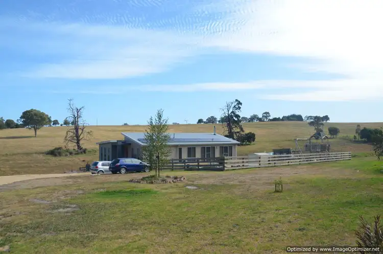 205 Hodges Estate Road, Ellaswood VIC 3875