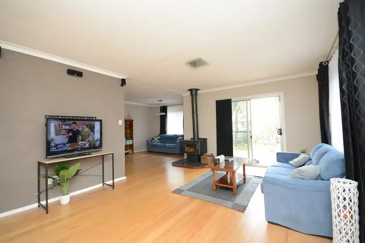 Second view of Homely house listing, 5 Bull Street, Bairnsdale VIC 3875