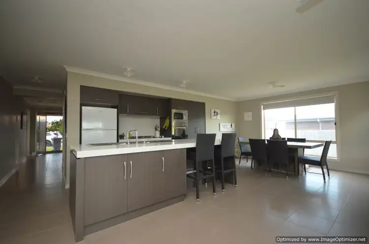 Third view of Homely house listing, 6 Mistana Court, Eastwood VIC 3875