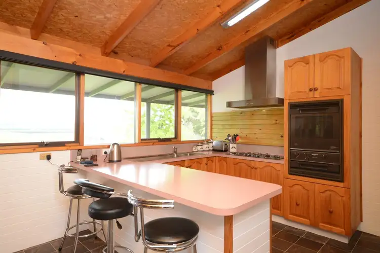Fifth view of Homely house listing, 94 Hoyt Street, Lindenow VIC 3865