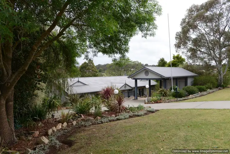 14 The Boulevarde, Bairnsdale VIC 3875