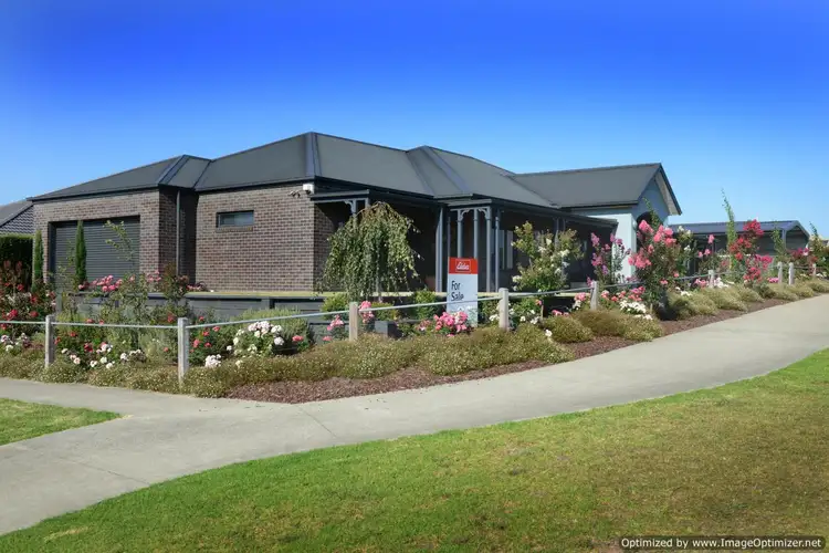 2 Morton Drive, Eastwood VIC 3875