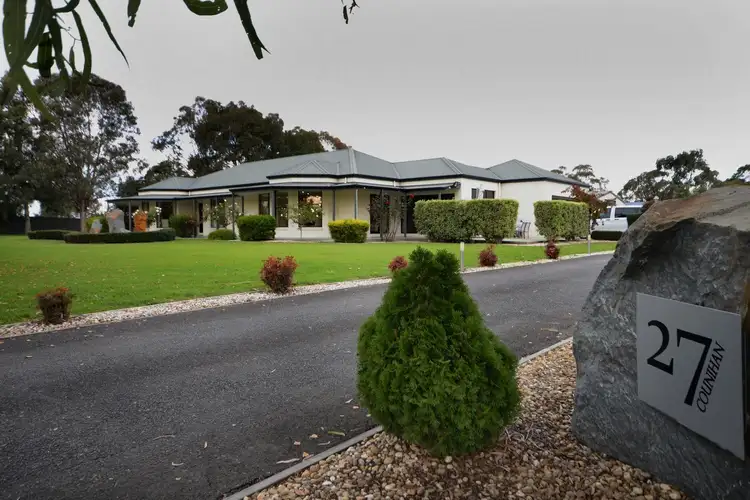 27 Counihan Street, Wy Yung VIC 3875