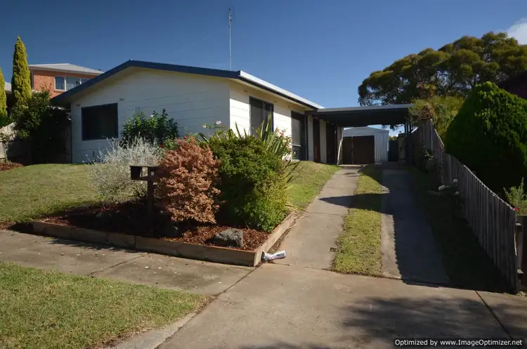 Main view of Homely house listing, 8 Clifton Close, Wy Yung VIC 3875