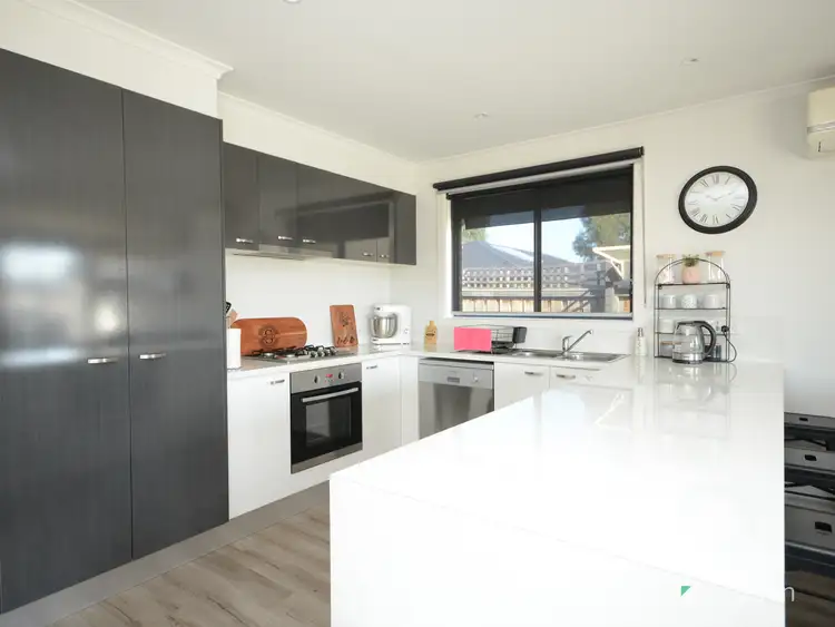 Fourth view of Homely house listing, 5 Dianella Place, Bairnsdale VIC 3875