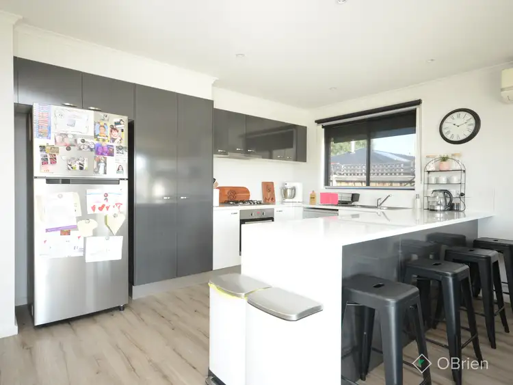 Fifth view of Homely house listing, 5 Dianella Place, Bairnsdale VIC 3875