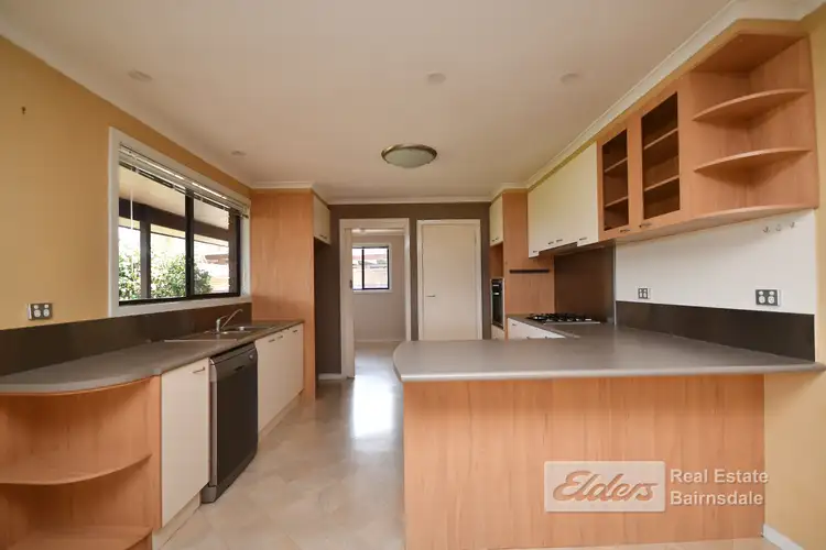 Sixth view of Homely house listing, 10 Lindsay Court, Wy Yung VIC 3875