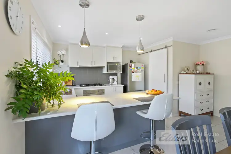 Fifth view of Homely house listing, 1 Kooralbyn Court, Eastwood VIC 3875
