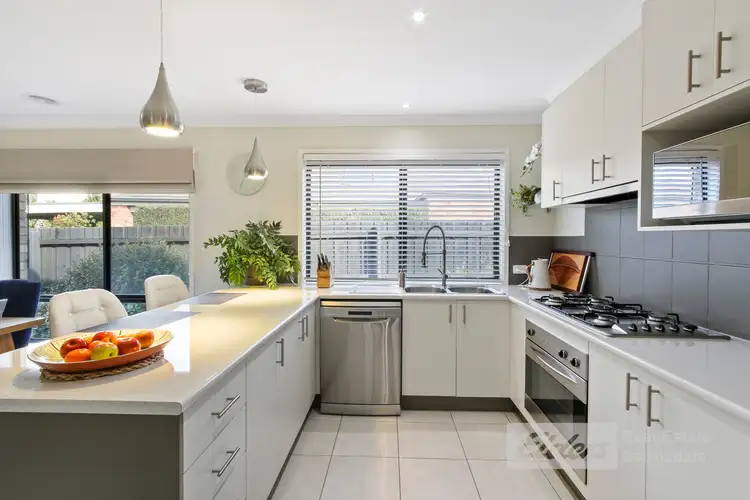 Sixth view of Homely house listing, 1 Kooralbyn Court, Eastwood VIC 3875