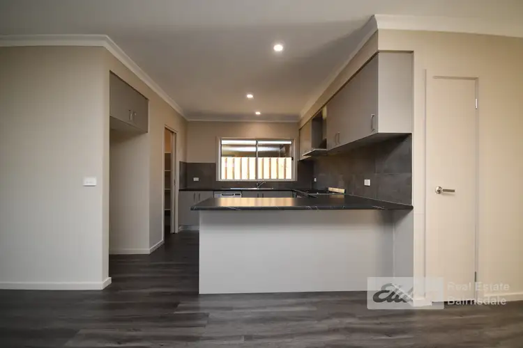 Fifth view of Homely house listing, 6 Bryan Place, East Bairnsdale VIC 3875