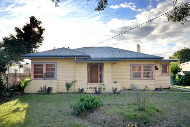 Main view of Homely house listing, 16 Murphy Street, Bairnsdale VIC 3875