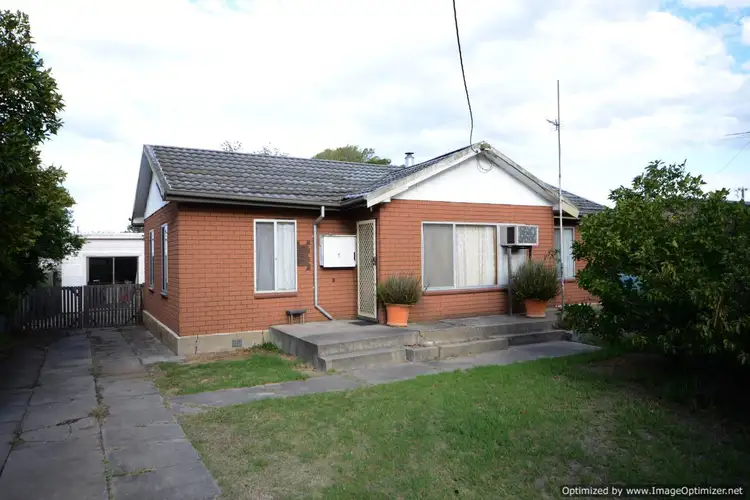 13 McKean Street, Bairnsdale VIC 3875