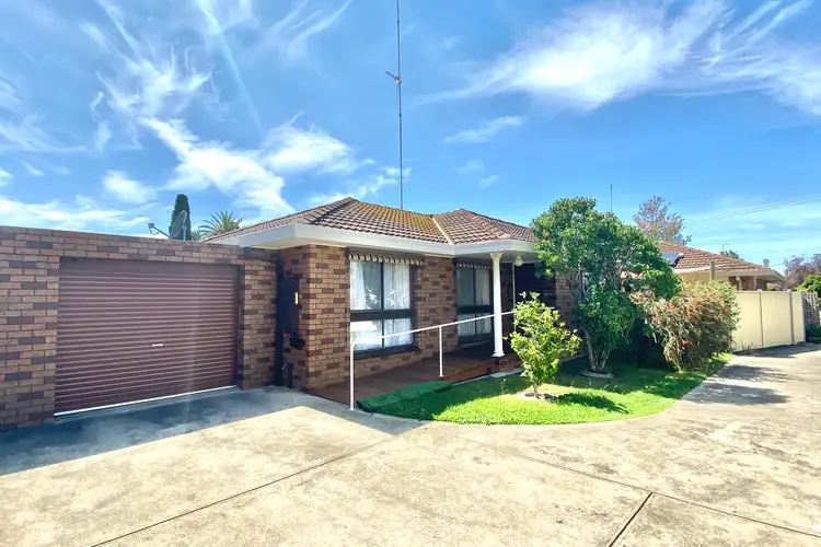 Second view of Homely unit listing, 2/208 Nicholson Street, Bairnsdale VIC 3875