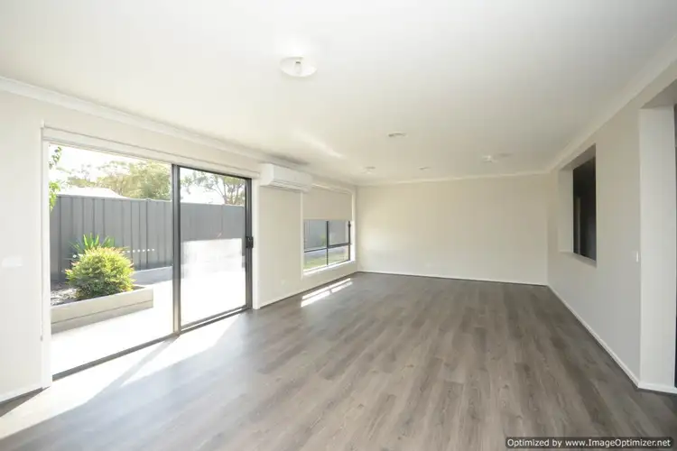 Sixth view of Homely house listing, 2 Monash Terrace, Bairnsdale VIC 3875