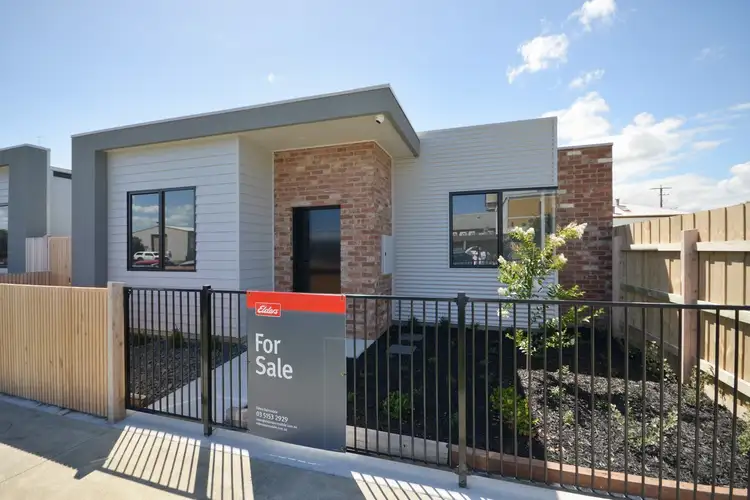 Main view of Homely townhouse listing, 156 Nicholson Street, Bairnsdale VIC 3875