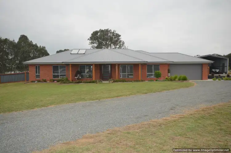 12 Koraleigh View, Nicholson VIC 3882