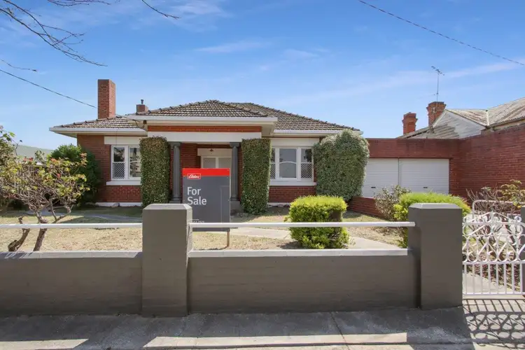 Second view of Homely house listing, 10 Francis Street, Bairnsdale VIC 3875