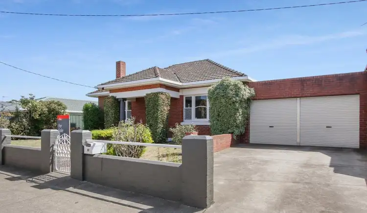 Third view of Homely house listing, 10 Francis Street, Bairnsdale VIC 3875