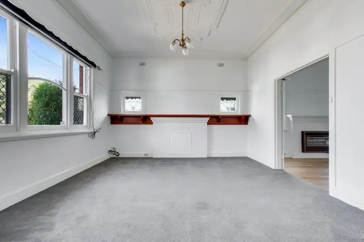 Fifth view of Homely house listing, 10 Francis Street, Bairnsdale VIC 3875
