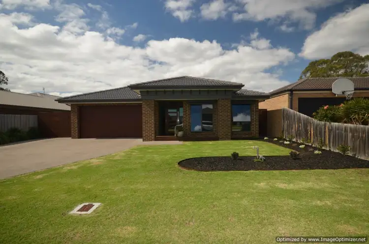 12 Windsor Court, Eastwood VIC 3875