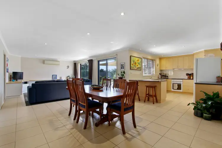Fifth view of Homely house listing, 85 Gatehouse Drive, Eastwood VIC 3875