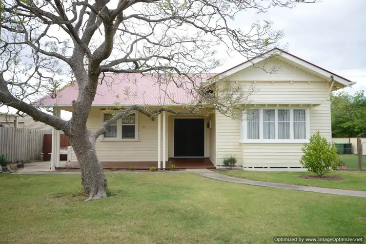 25 Pinnock Street, Bairnsdale VIC 3875