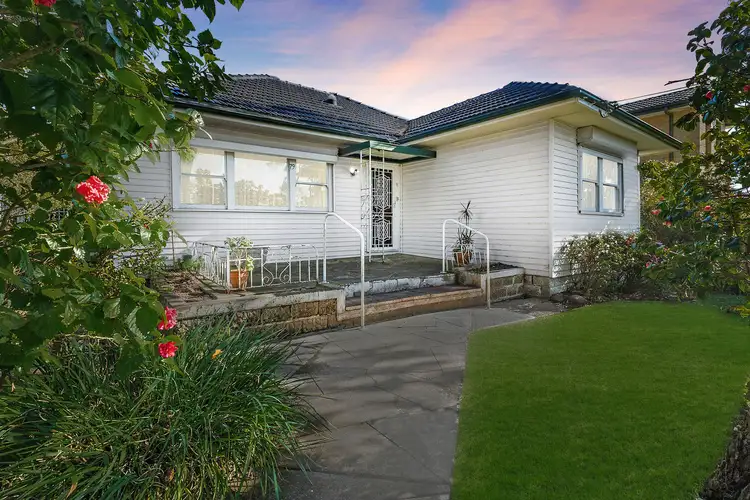 79 Cambrai Avenue, Engadine NSW 2233