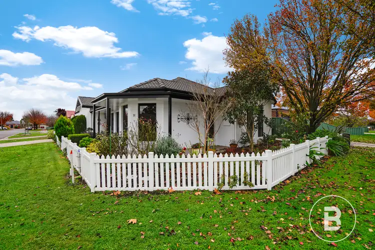 Second view of Homely house listing, 15 Taunton Place, Lake Gardens VIC 3355